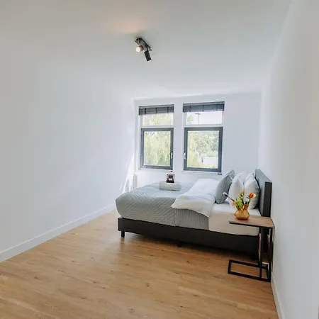 Brand New Bright Luxurious In Amsterdam!