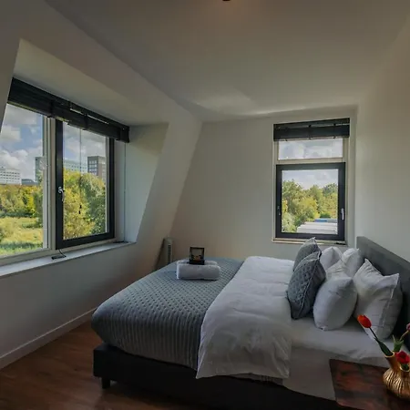 Brand New Bright Luxurious In Amsterdam! אמסטרדם