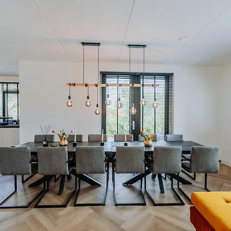 Brand New Bright Luxurious In Amsterdam!